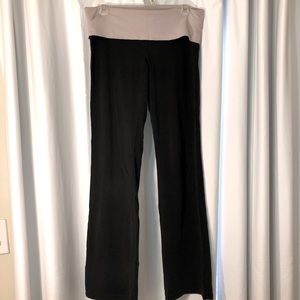 VS Pink Yoga Pants, flared leg